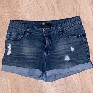 BDG Cuffed Jean Short